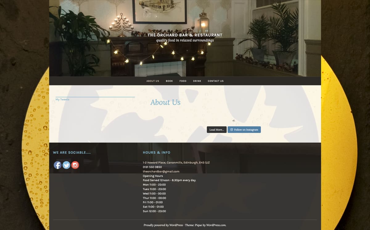 The Orchard Bar's old WordPress site in 2019: a narrow fixed-width column on a tiled beer photograph background, with a nearly empty About Us page